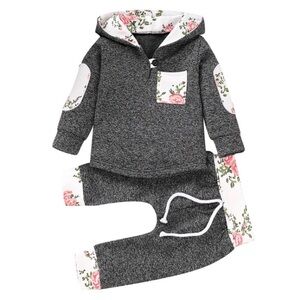 NEW - Tracksuit-Hoody-Slouch Pants-Floral
Grey Floral Tracksuit. NWOT